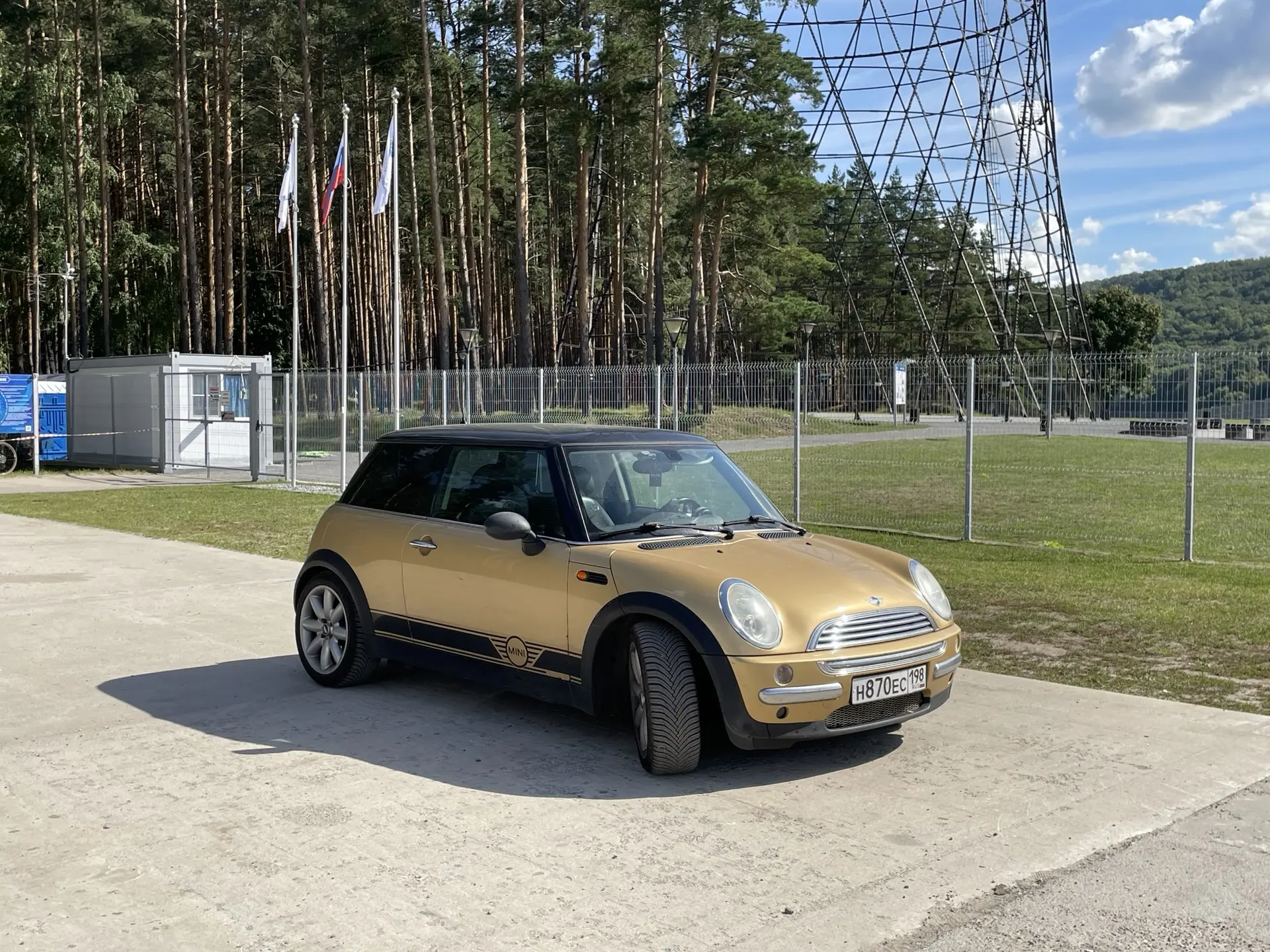 MINI Cooper Монро